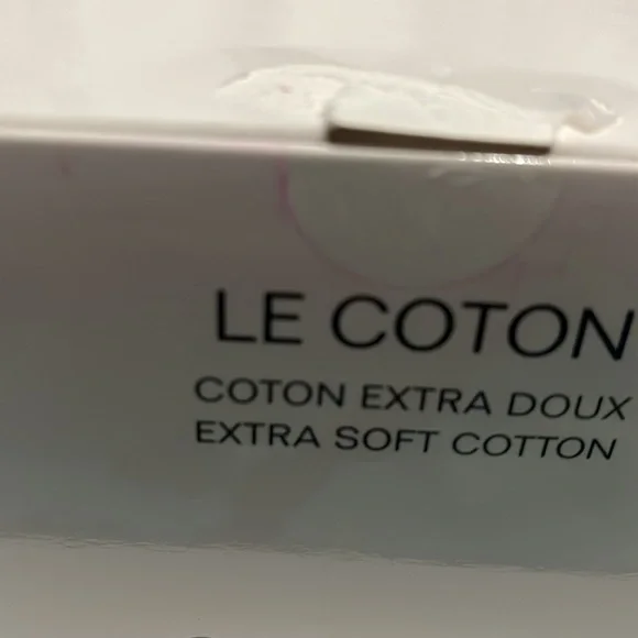 Authentic Chanel bundle - Picture 4 of 17